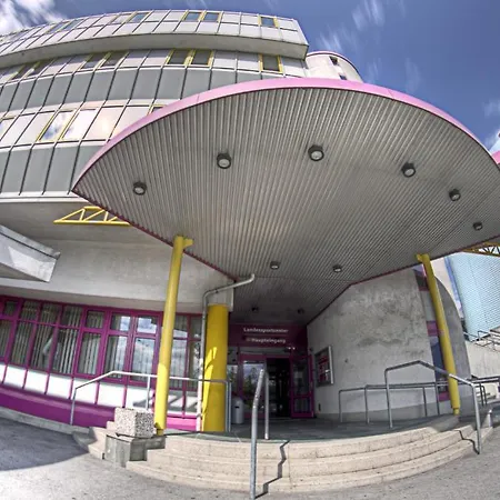 Отель Olympiaworld-Landessportzentrum