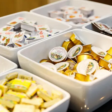 Отель Olympiaworld-Landessportzentrum Инсбрук