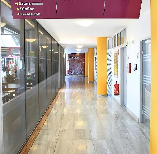 Olympiaworld-landessportzentrum 2*