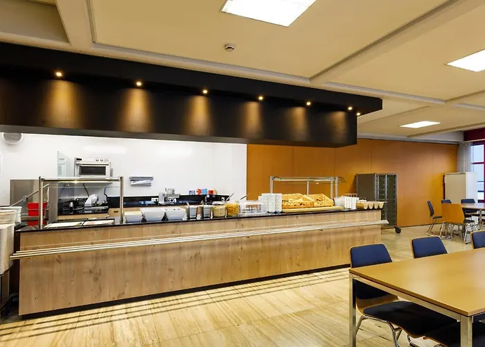 Hotel Olympiaworld-landessportzentrum 2*